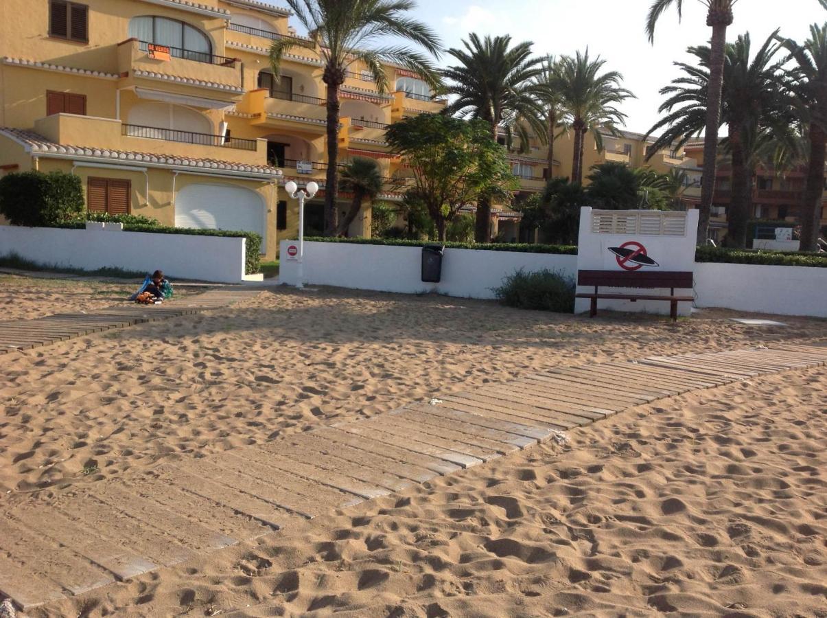 Urbanizacion Primera Linea De Playa Denia Dış mekan fotoğraf